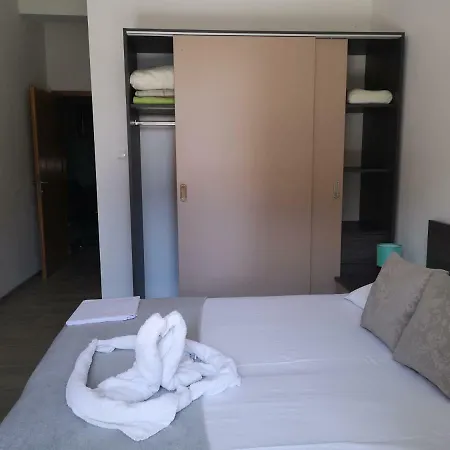 Dada Apartment *