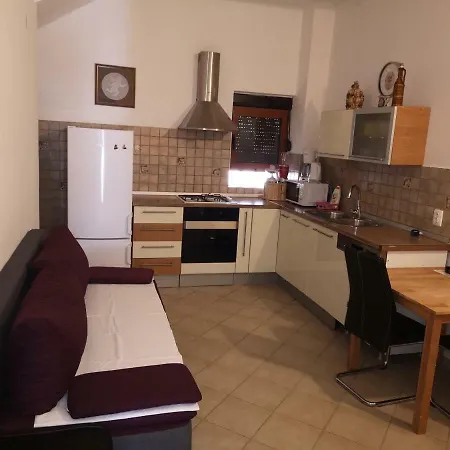 Dada * Starigrad Paklenica