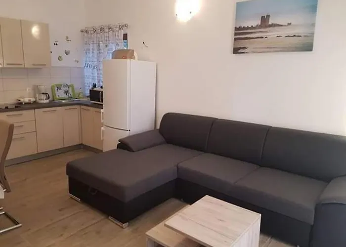 Dada Lägenhet *