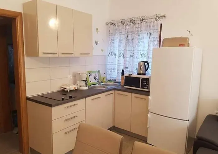 Dada * Starigrad Paklenica