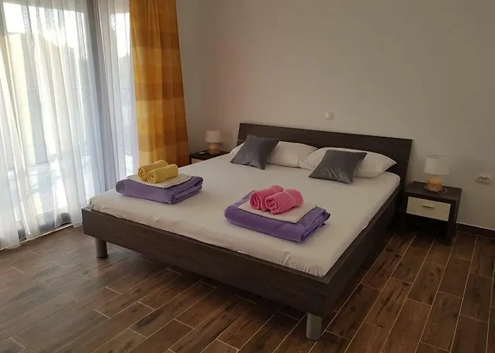 Lägenhet Dada Starigrad Paklenica