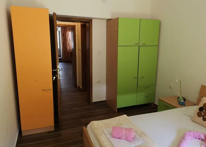 Dada Lägenhet Starigrad Paklenica