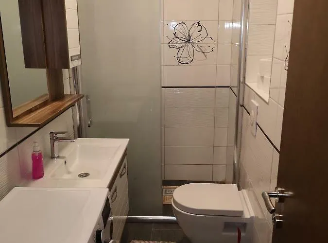 Dada Lägenhet Starigrad Paklenica